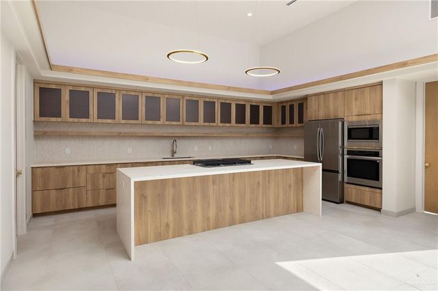 9818 N 24th Lane, Mcallen, TX 78504