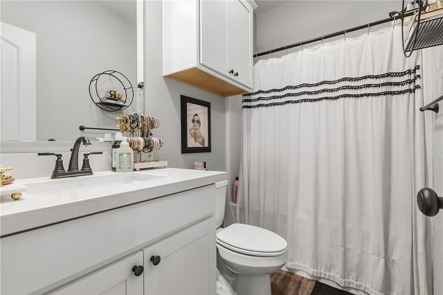 7009 Canter Court, College Station, TX 77845