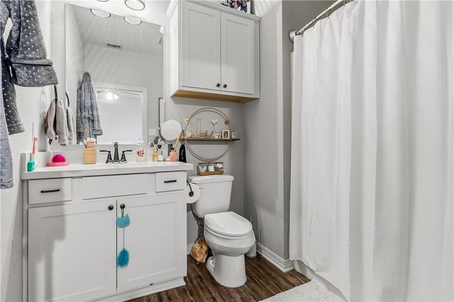 7009 Canter Court, College Station, TX 77845