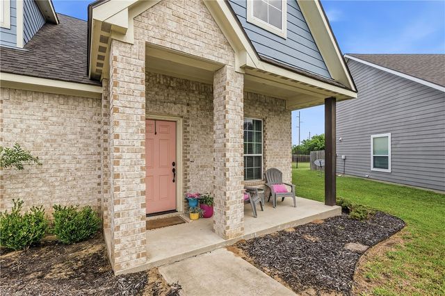 7009 Canter Court, College Station, TX 77845