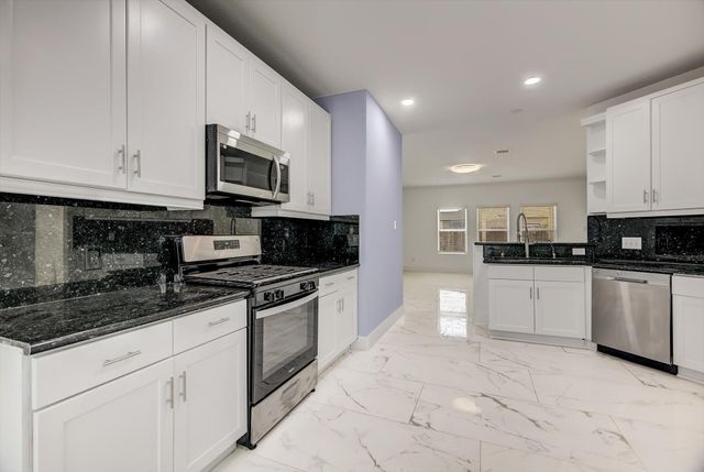 18307 Grove Fair Court, Houston, TX 77084