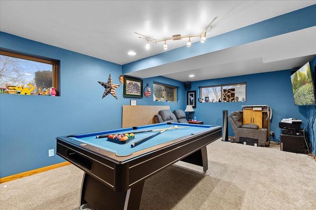 3465 Nassau DRIVE, Brookfield, WI 53045