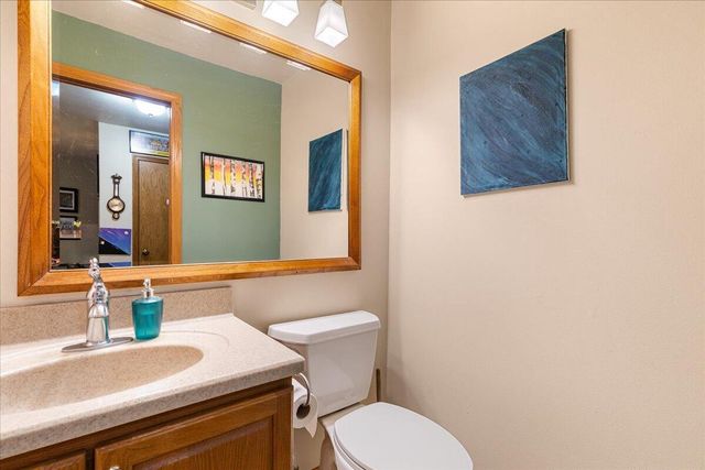 3465 Nassau DRIVE, Brookfield, WI 53045