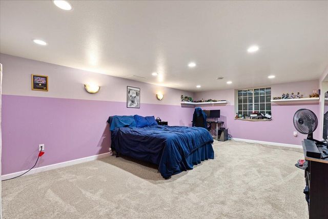 3465 Nassau DRIVE, Brookfield, WI 53045