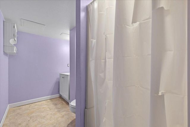 3465 Nassau DRIVE, Brookfield, WI 53045