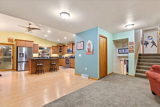 3465 Nassau DRIVE, Brookfield, WI 53045