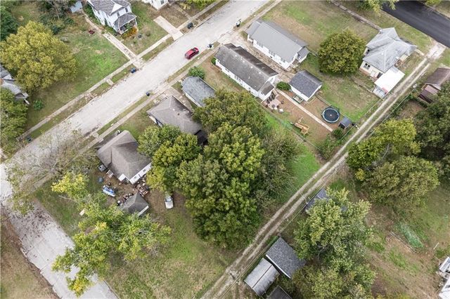 216 S 14th Street, Independence, KS 67301