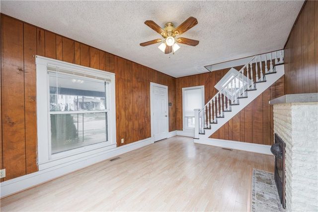 216 S 14th Street, Independence, KS 67301