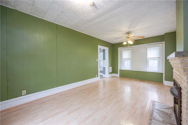 216 S 14th Street, Independence, KS 67301