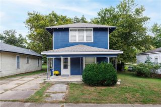 216 S 14th Street, Independence, KS 67301