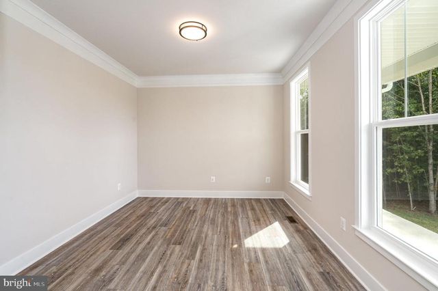 3049 PATRIOT LN, Fredericksburg, VA 22408