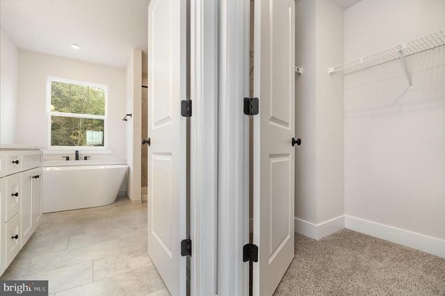 3049 PATRIOT LN, Fredericksburg, VA 22408