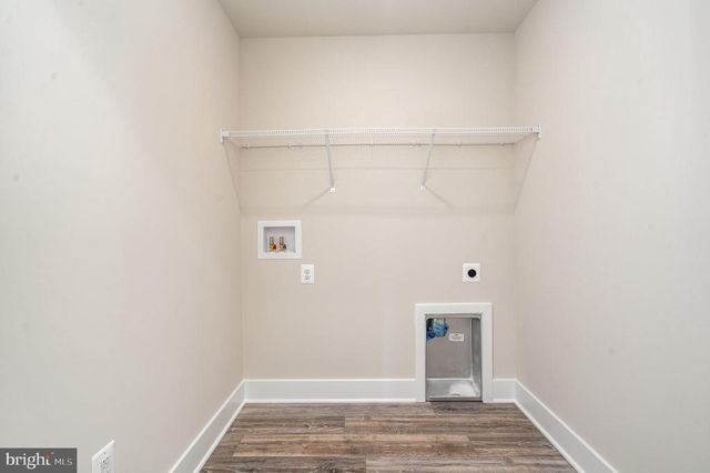 3049 PATRIOT LN, Fredericksburg, VA 22408