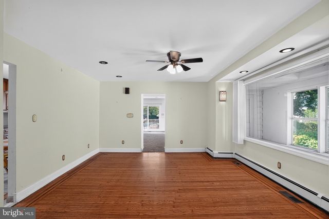 706 KINGS HWY, Haddon Heights, NJ 08035