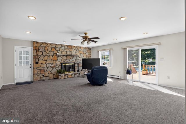 706 KINGS HWY, Haddon Heights, NJ 08035