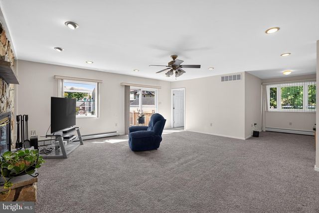 706 KINGS HWY, Haddon Heights, NJ 08035