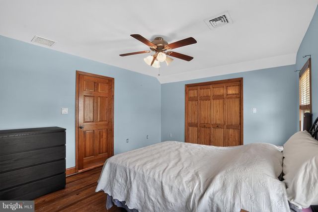 706 KINGS HWY, Haddon Heights, NJ 08035