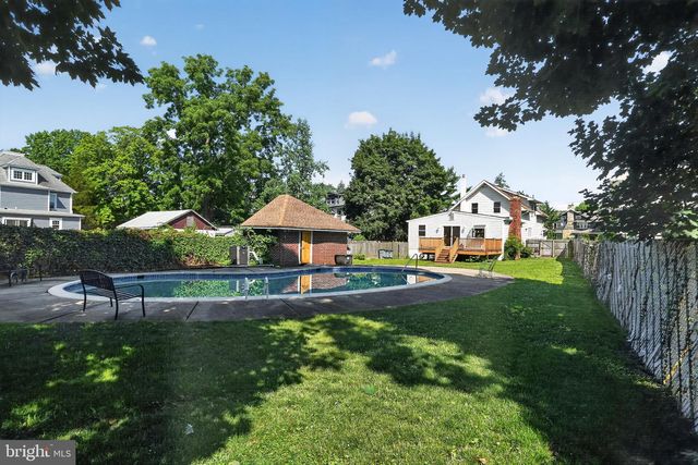 706 KINGS HWY, Haddon Heights, NJ 08035
