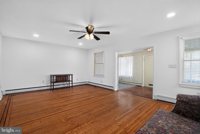 706 KINGS HWY, Haddon Heights, NJ 08035