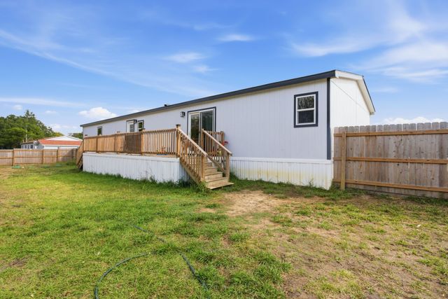 308 Largo Street, Bonham, TX 75418