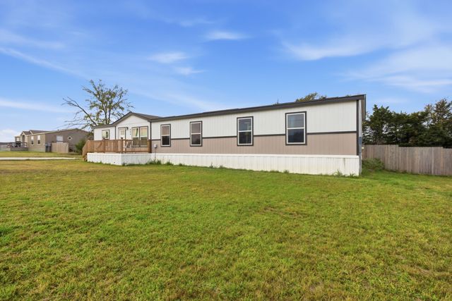308 Largo Street, Bonham, TX 75418
