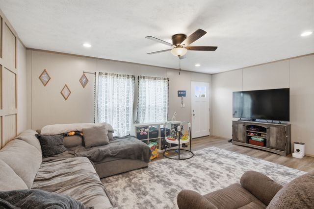 308 Largo Street, Bonham, TX 75418