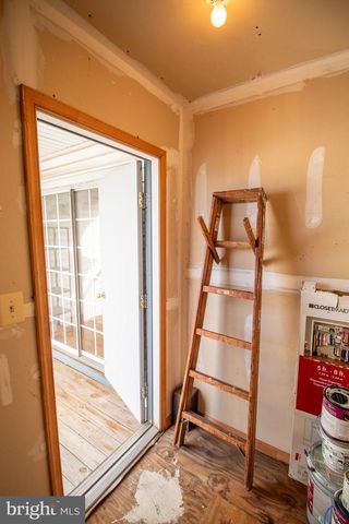 1337 WATERFORD DR, Edison, NJ 08817