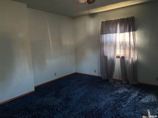 10206 E County Highway 14 Road, Lewistown, IL 61542