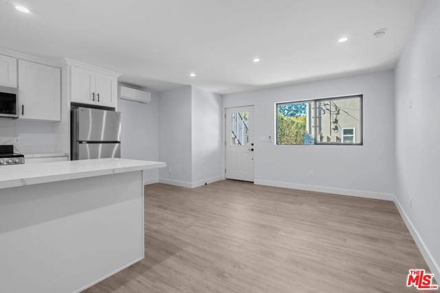 1518 Stearns Drive, Los Angeles, CA 90035