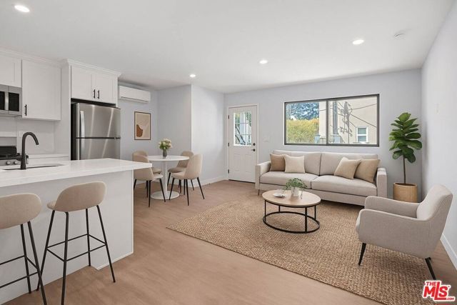 1518 Stearns Drive, Los Angeles, CA 90035