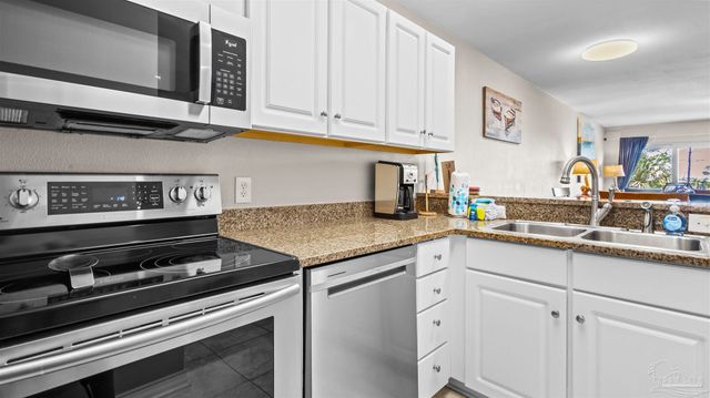 16038 Innerarity Pt Rd 101, Pensacola, FL 32507