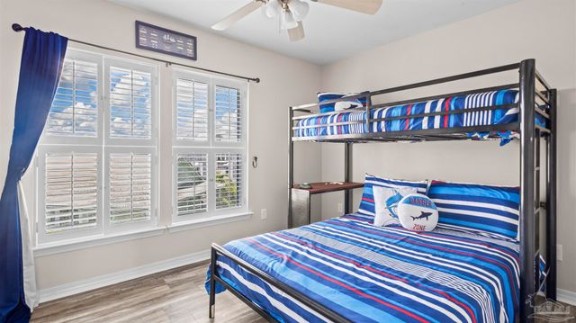 16038 Innerarity Pt Rd 101, Pensacola, FL 32507