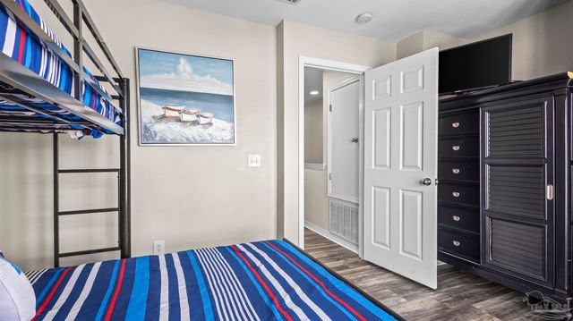 16038 Innerarity Pt Rd 101, Pensacola, FL 32507