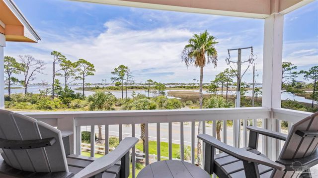 16038 Innerarity Pt Rd 101, Pensacola, FL 32507