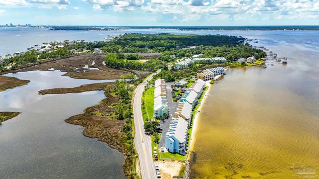 16038 Innerarity Pt Rd 101, Pensacola, FL 32507