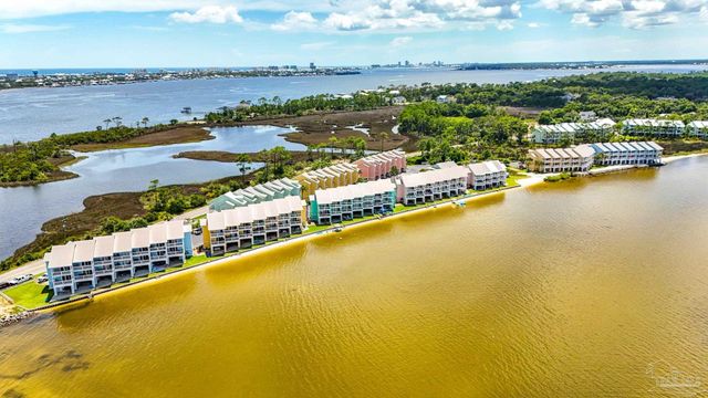 16038 Innerarity Pt Rd 101, Pensacola, FL 32507