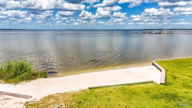 16038 Innerarity Pt Rd 101, Pensacola, FL 32507