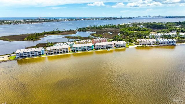 16038 Innerarity Pt Rd 101, Pensacola, FL 32507