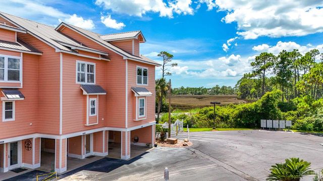 16038 Innerarity Pt Rd 101, Pensacola, FL 32507