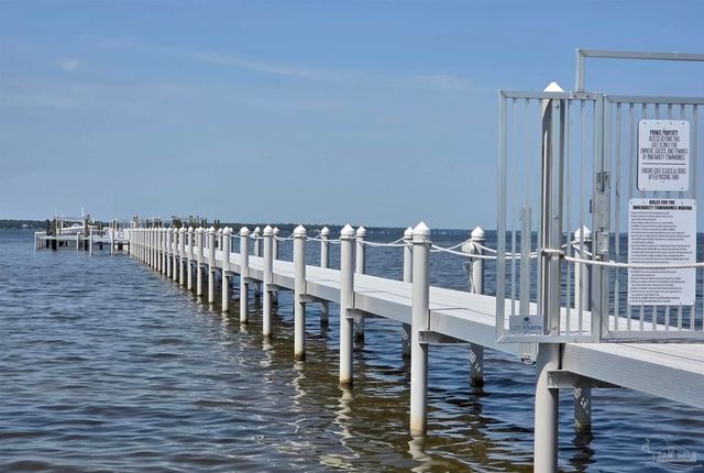 16038 Innerarity Pt Rd 101, Pensacola, FL 32507