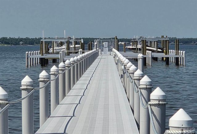 16038 Innerarity Pt Rd 101, Pensacola, FL 32507