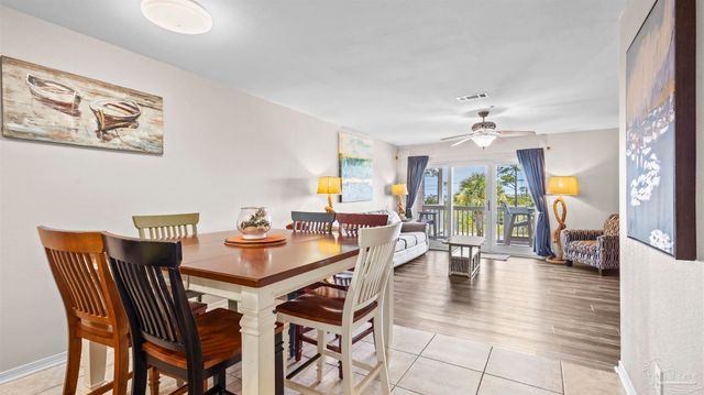 16038 Innerarity Pt Rd 101, Pensacola, FL 32507