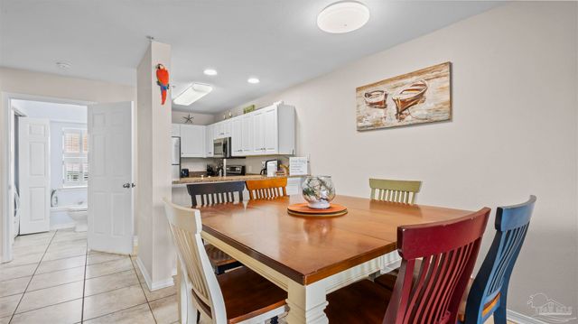 16038 Innerarity Pt Rd 101, Pensacola, FL 32507