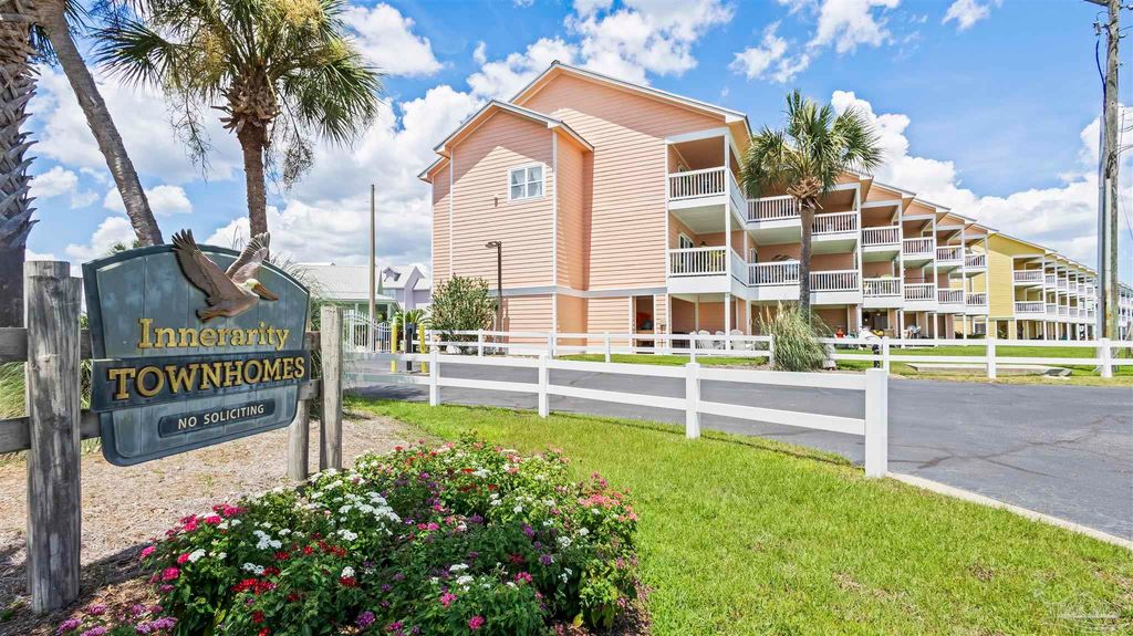 16038 Innerarity Pt Rd 101, Pensacola, FL 32507