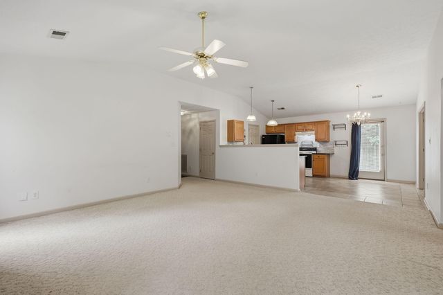 2940 Masters View Road, Lexington, KY 40511