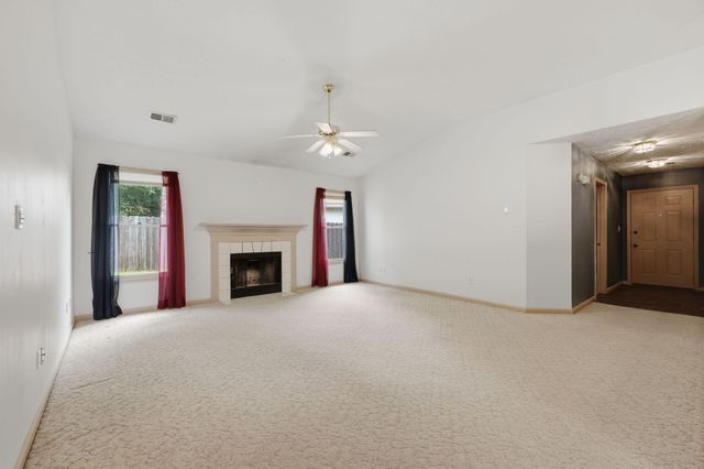 2940 Masters View Road, Lexington, KY 40511