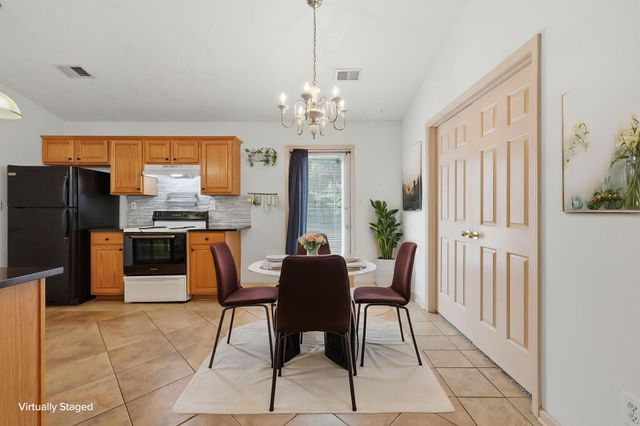 2940 Masters View Road, Lexington, KY 40511