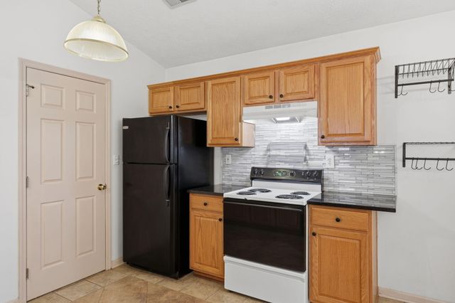 2940 Masters View Road, Lexington, KY 40511