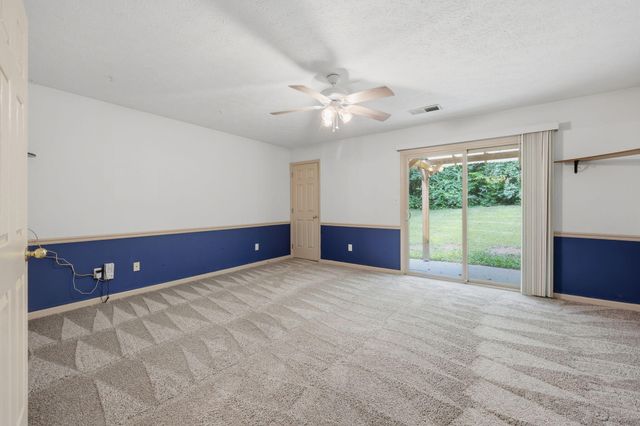 2940 Masters View Road, Lexington, KY 40511
