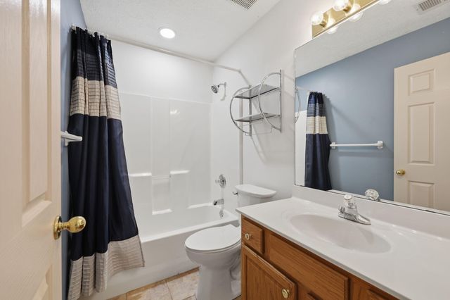 2940 Masters View Road, Lexington, KY 40511